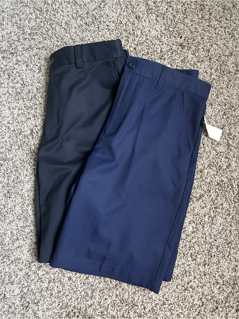 NWT Izod Men's Flat Front Shorts in Navy and Black - 2-Pack
